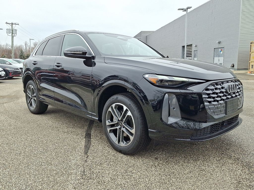New 2025 Audi Q5 Premium SUV