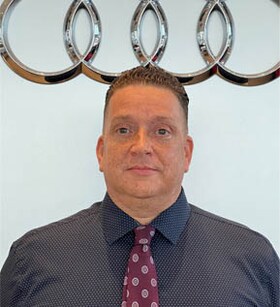 Staff member Mike Dibiaso from ID_4c68f5bcce67