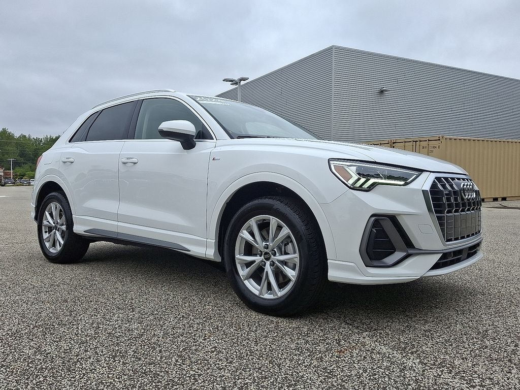 Certified 2024 Audi Q3 Premium SUV