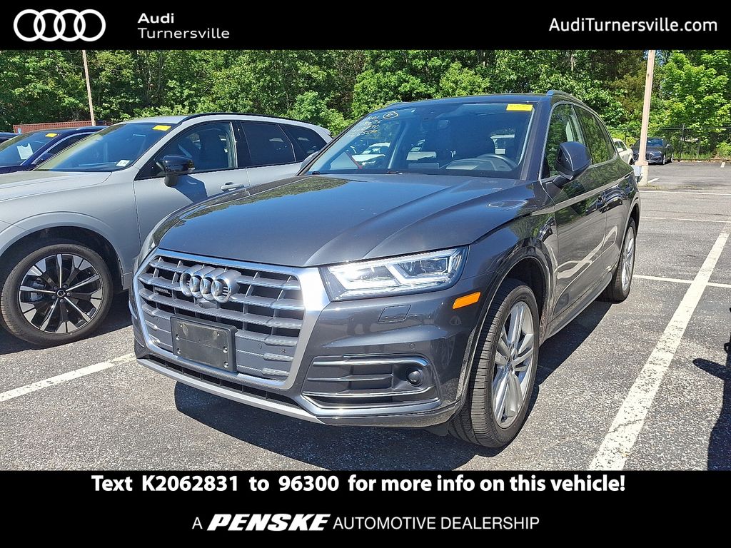 2019 Audi Q5 2.0T quattro S tronic Prestige's photo