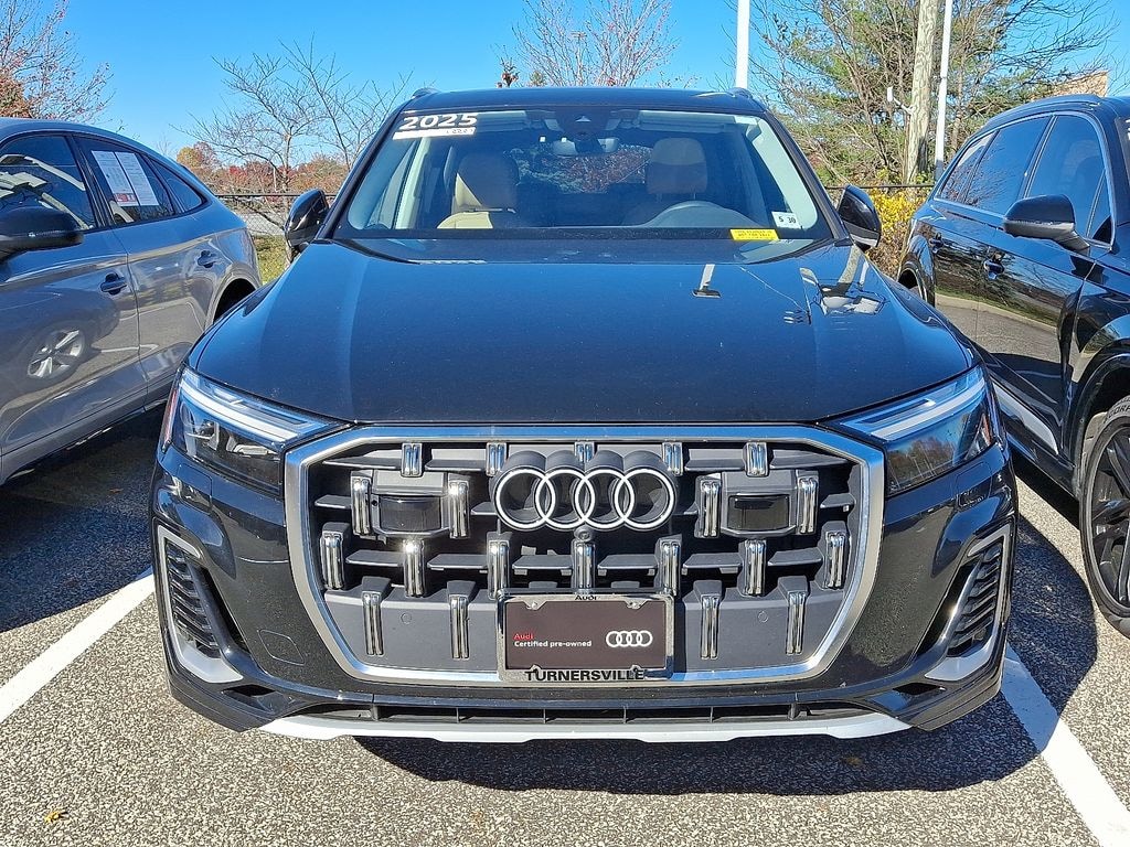 Used 2025 Audi Q7 55 Premium SUV