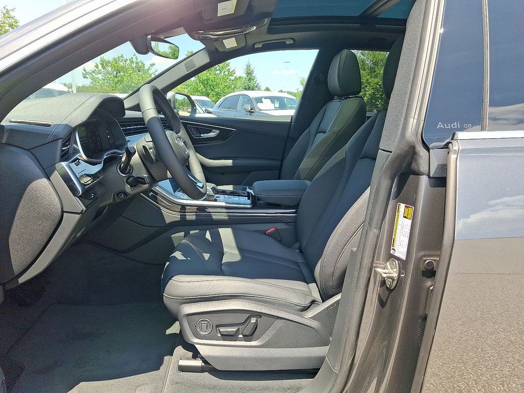 2026 Audi Q8 Premium Plus - Photo 6