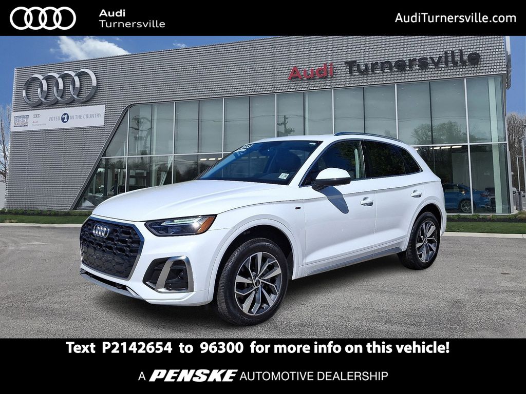 2023 Audi Q5 45 Premium Plus's photo