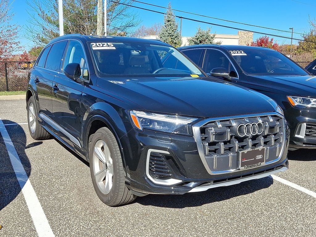 Used 2025 Audi Q7 55 Premium SUV