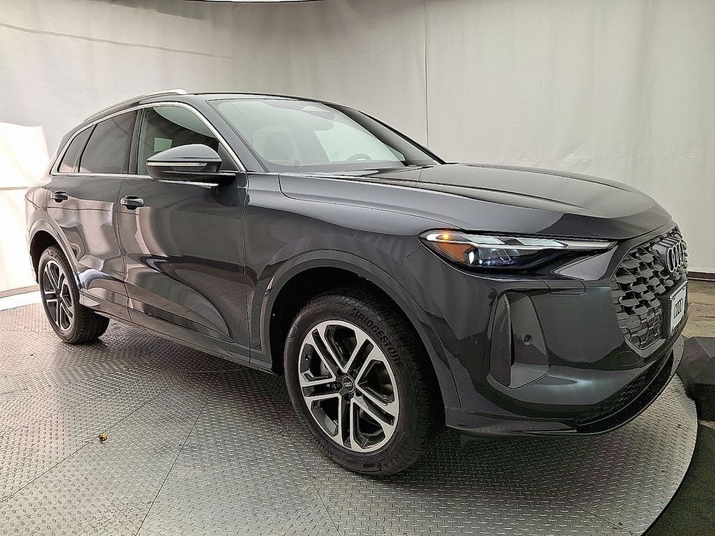 New 2025 Audi Q5 Premium SUV