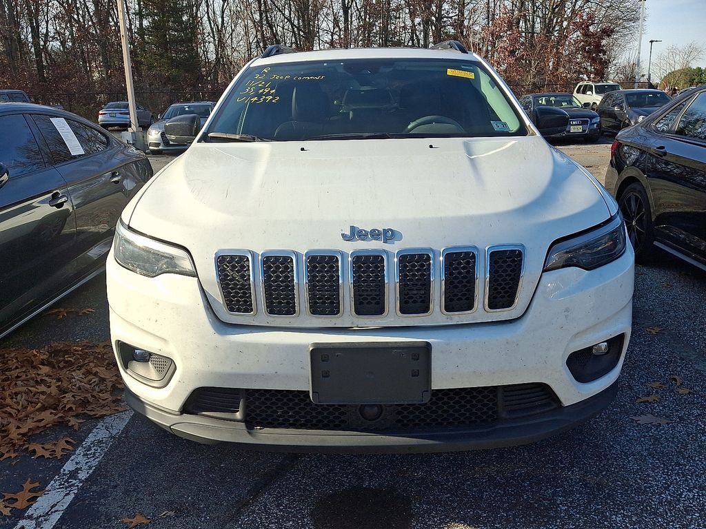 2022 Jeep Cherokee Latitude Lux photo 2