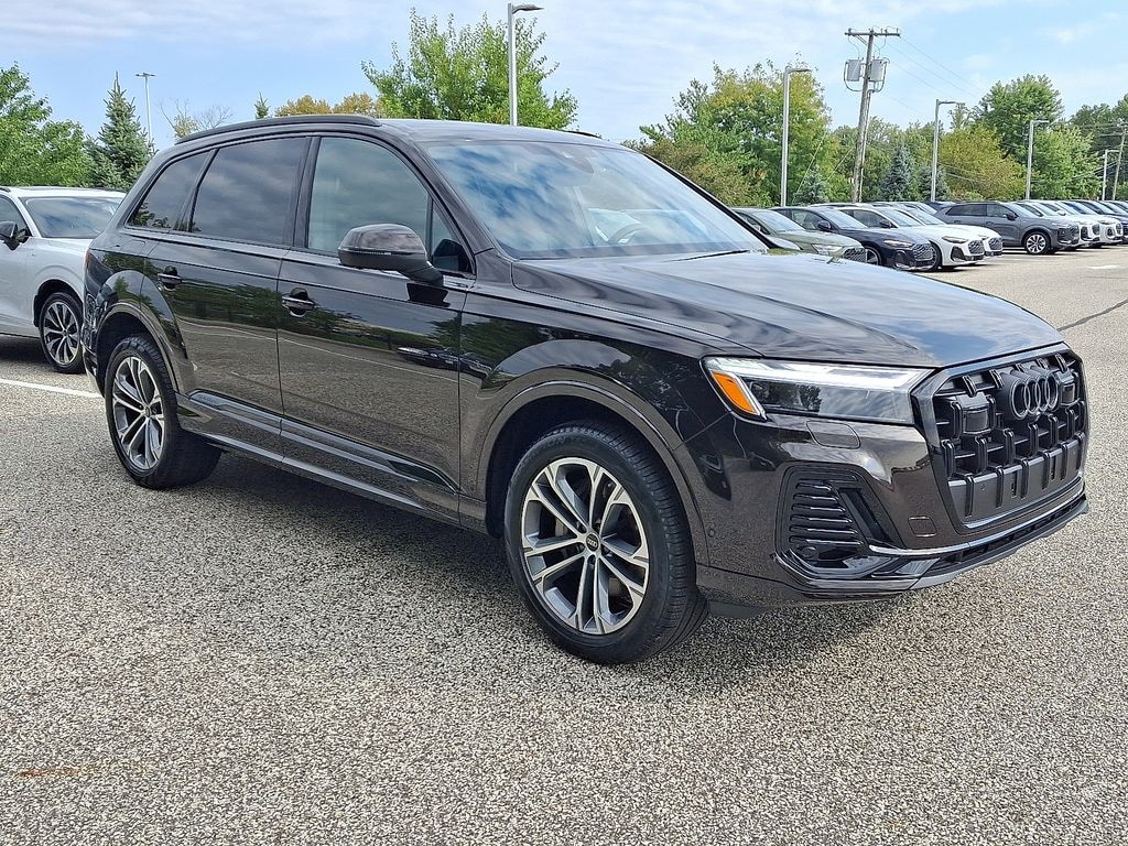 New 2026 Audi Q7 Premium Plus SUV