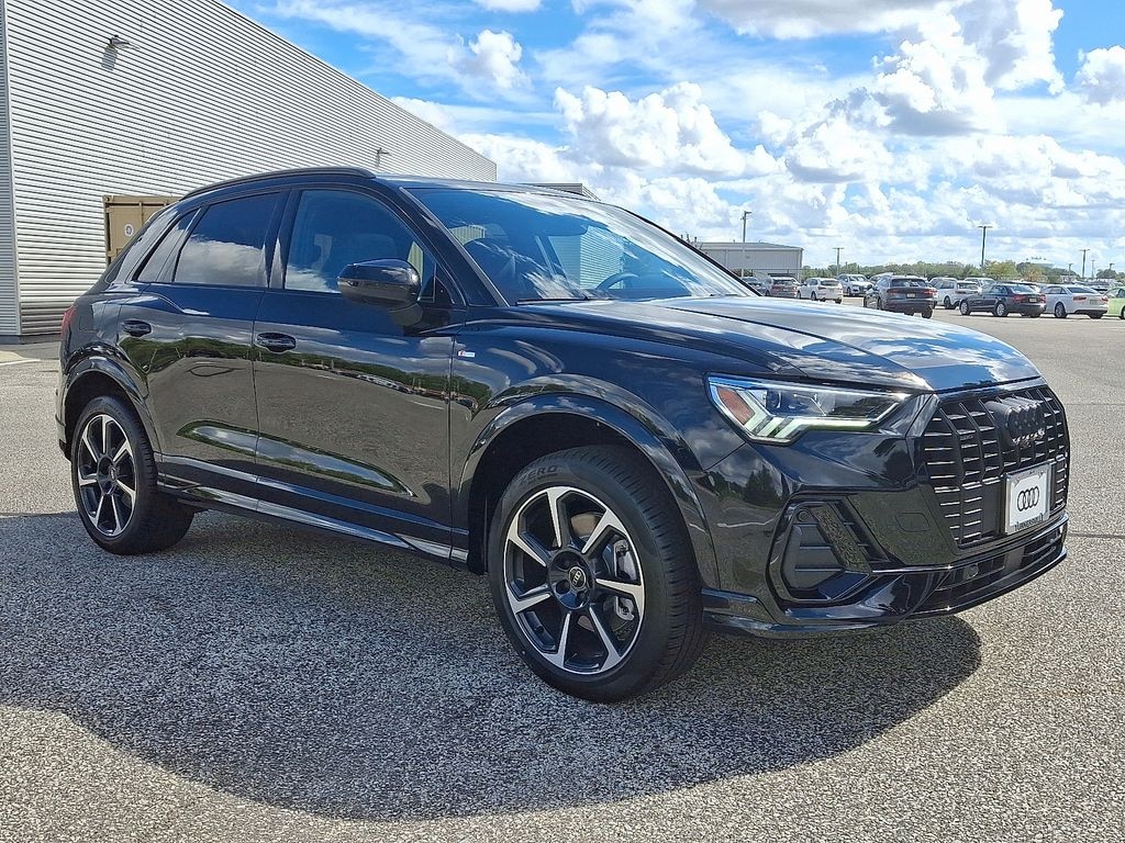 New 2025 Audi Q3 45 S line Premium Plus SUV