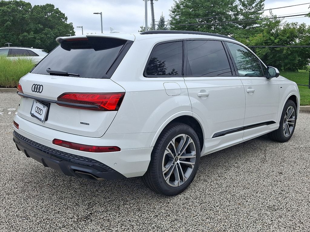 2026 Audi Q7 S Line Premium - Photo 4