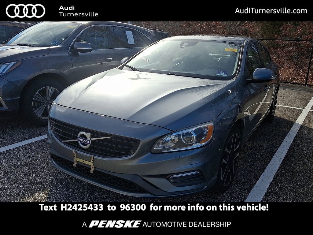 Used 2017 Volvo S60 T5 FWD Dynamic Sedan