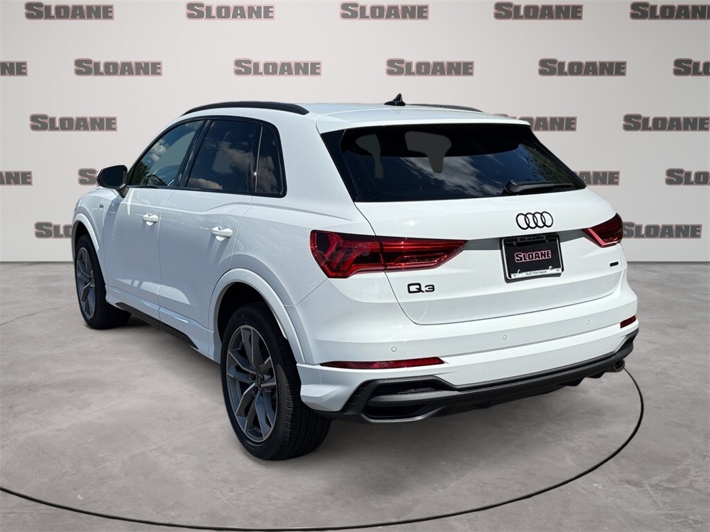2025 Audi Q3 45 TFSI S line Premium photo 3