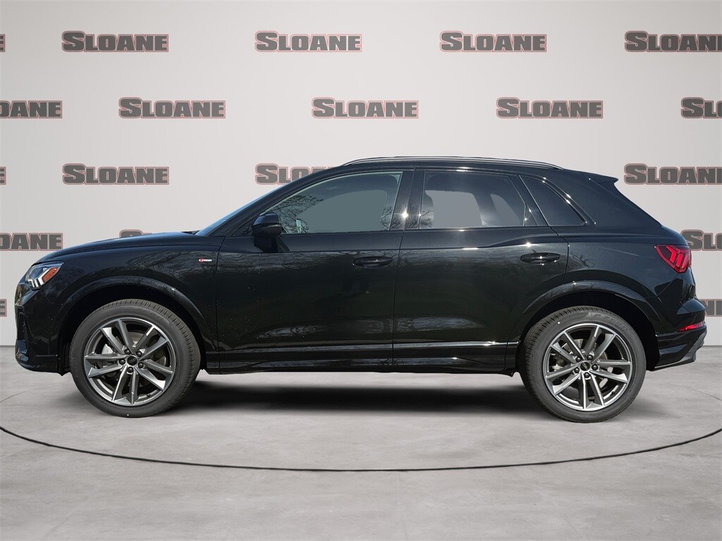 2025 Audi Q3 S line Premium photo 2