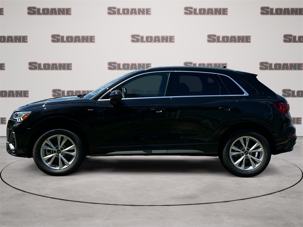 2025 Audi Q3 45 TFSI S line Premium Plus photo 2