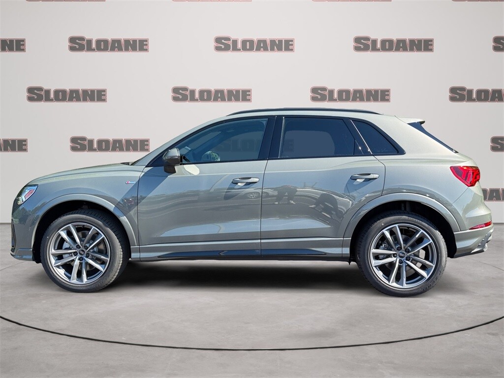 2025 Audi Q3 45 TFSI S line Premium photo 2