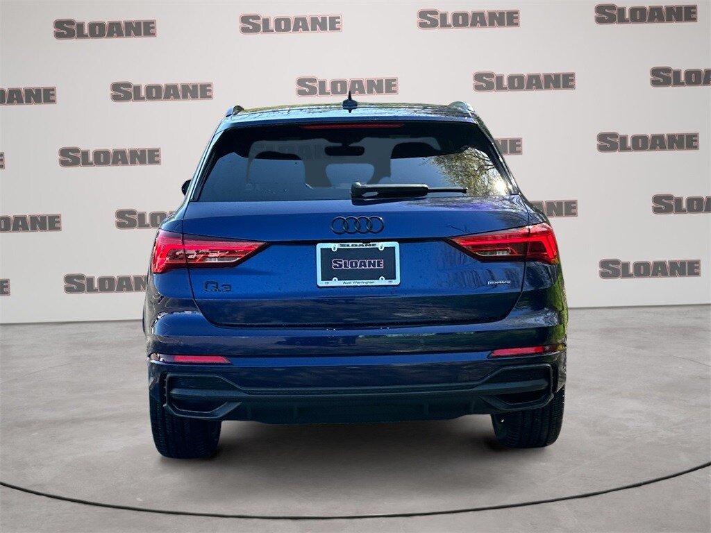 2025 Audi Q3 S line Premium photo 4