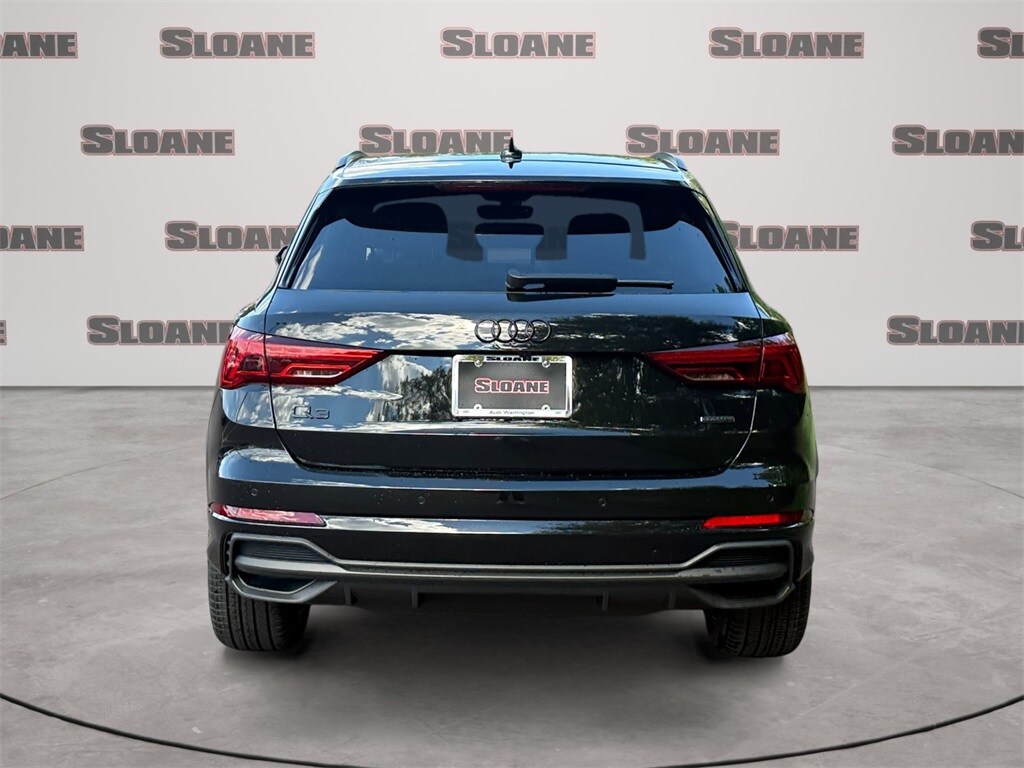 2025 Audi Q3 45 TFSI S line Premium Plus photo 4