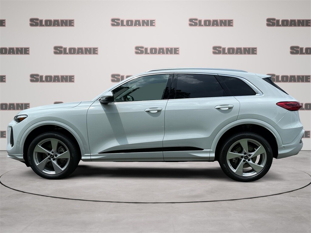 2025 Audi Q5 2.0T Premium Plus photo 2
