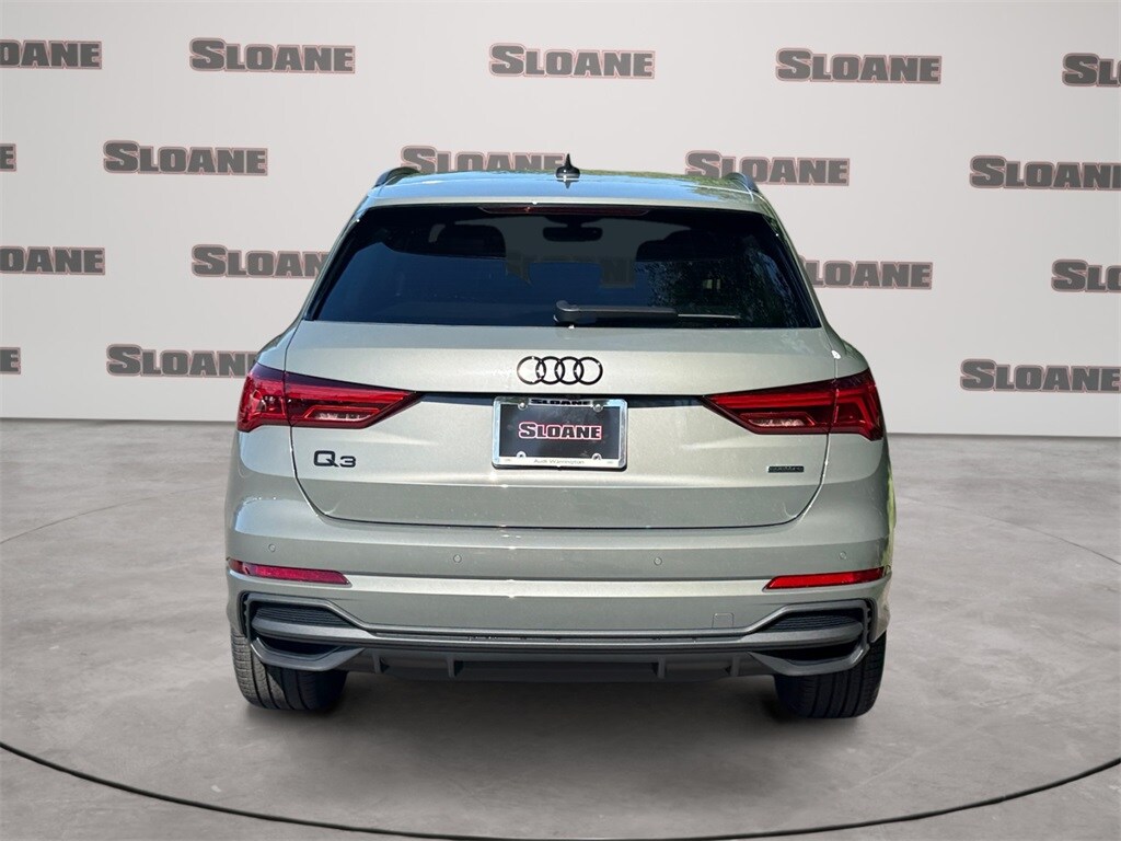 2025 Audi Q3 45 TFSI S line Premium photo 4