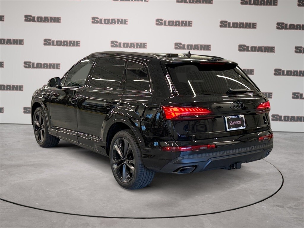 2025 Audi Q7 55 Premium Plus photo 3
