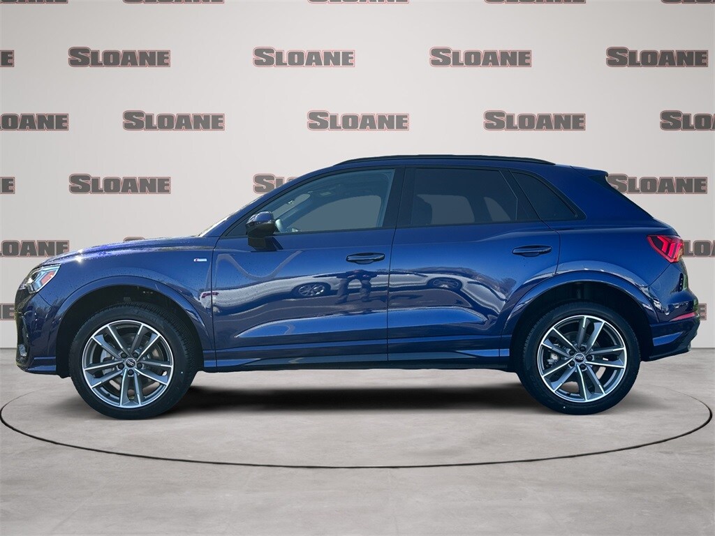 2025 Audi Q3 S line Premium photo 2