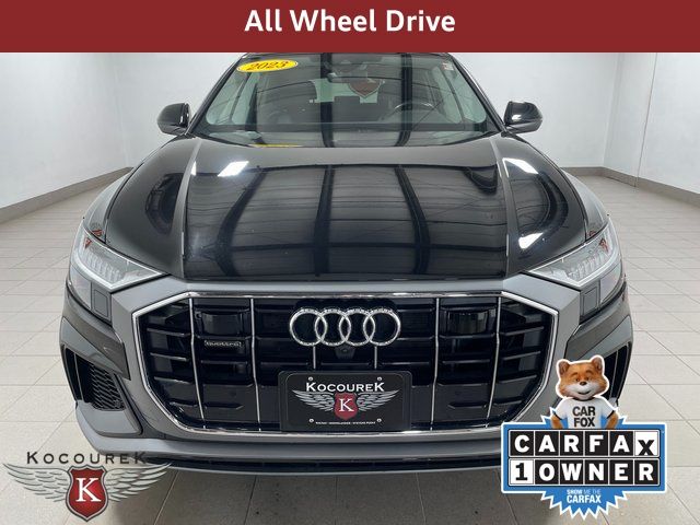 2023 Audi Q8 55 Premium Plus photo 2