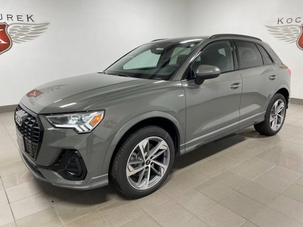 New 2025 Audi Q3 45 S line Premium SUV