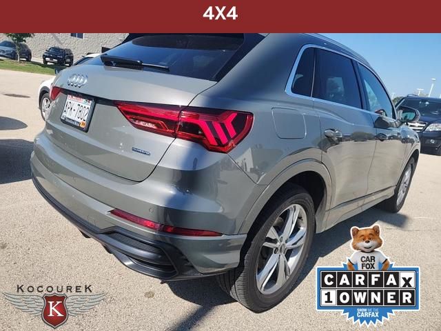 2022 Audi Q3 45 TFSI S line Premium photo 3