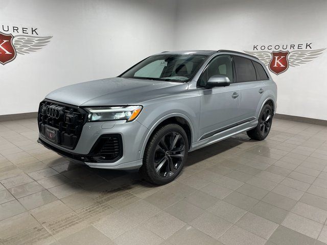 2025 Audi Q7 55 Premium Plus photo 3