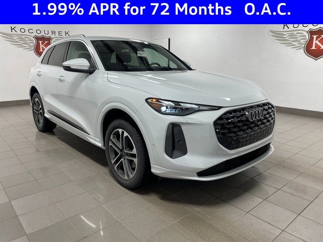 2025 Audi New Q5 Premium's photo