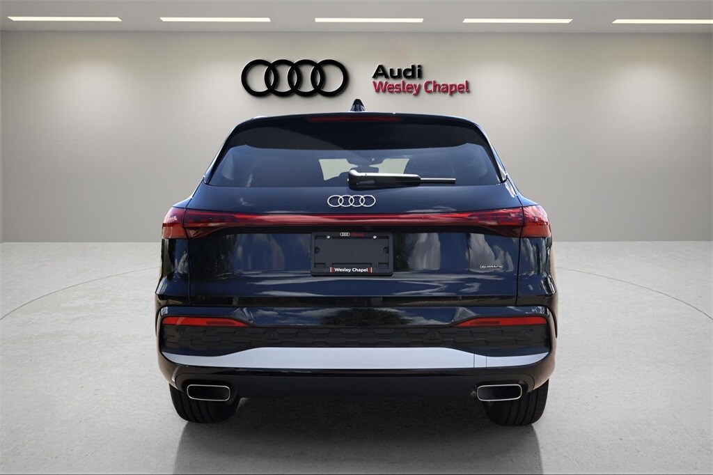 2025 Audi Q5 2.0T Premium Plus photo 3