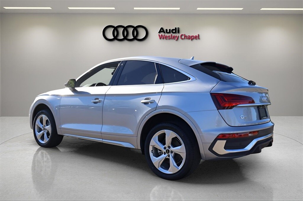 2025 Audi Q5 45 S line Premium Plus photo 3