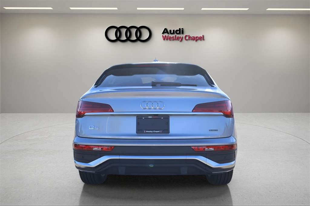 2025 Audi Q5 45 S line Premium Plus photo 4