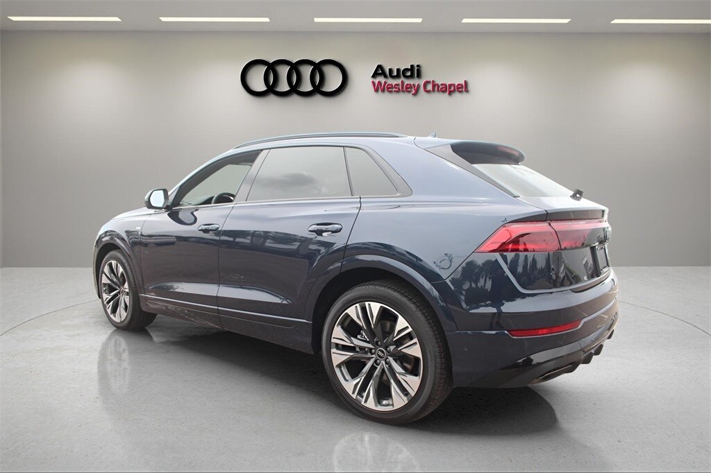 New 2025 Audi Q8 55 Prestige SUV
