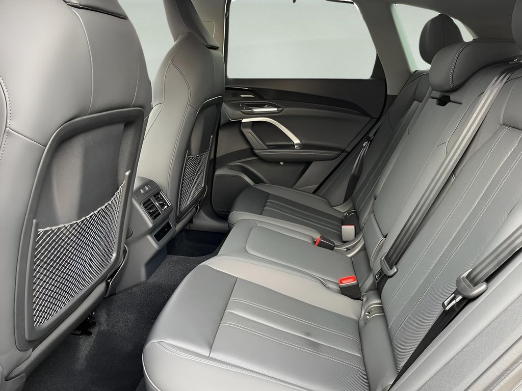 2025 Audi Q5 Premium Plus - Photo 13
