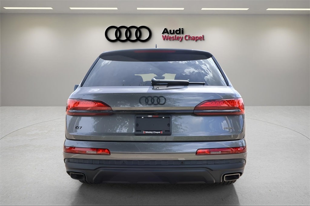 New 2025 Audi Q7 45 Premium Plus SUV