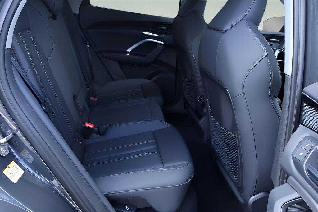 2025 Audi Q5 Sportback Premium Plus - Photo 16