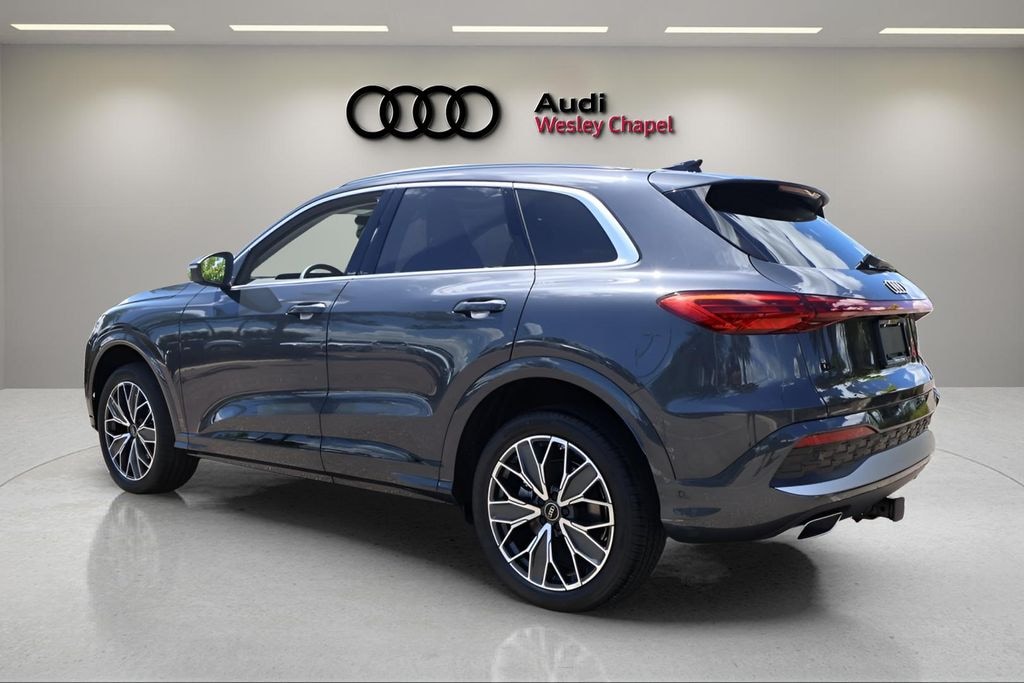 New 2025 Audi Q5 2.0T Premium Plus SUV