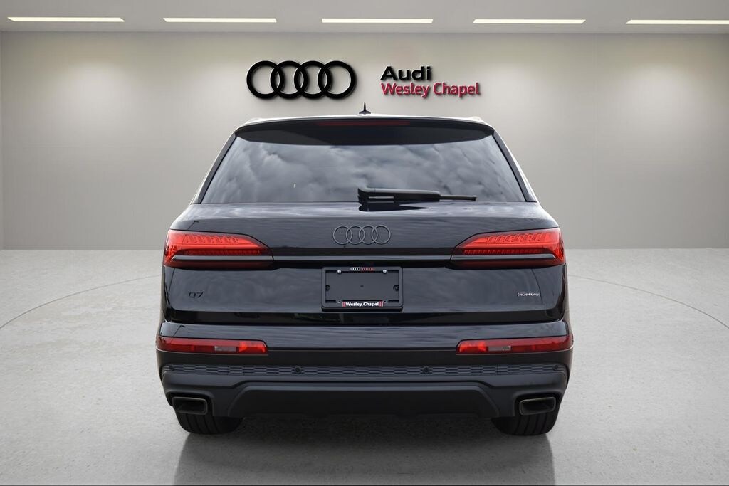 New 2026 Audi Q7 45 Premium Plus SUV