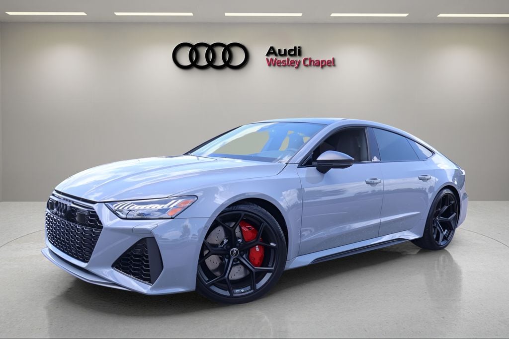 2026 Audi RS7 Performance's photo
