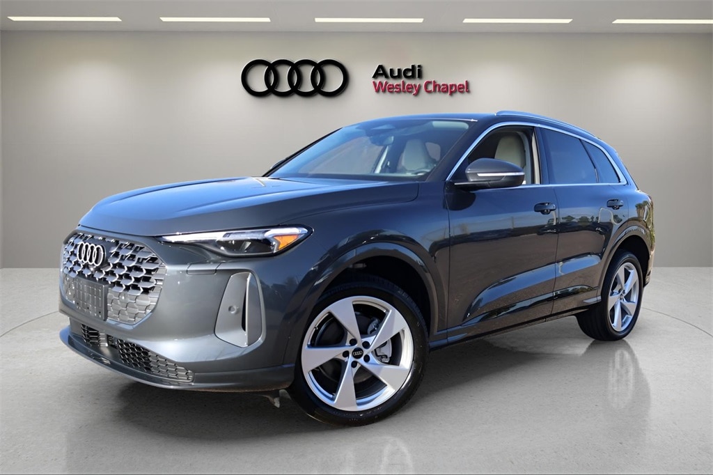 New 2025 Audi Q5 2.0T Premium Plus SUV