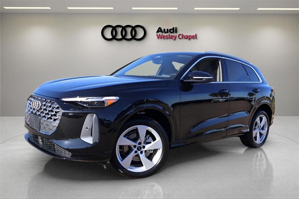 2025 Audi New Q5 Premium Plus's photo