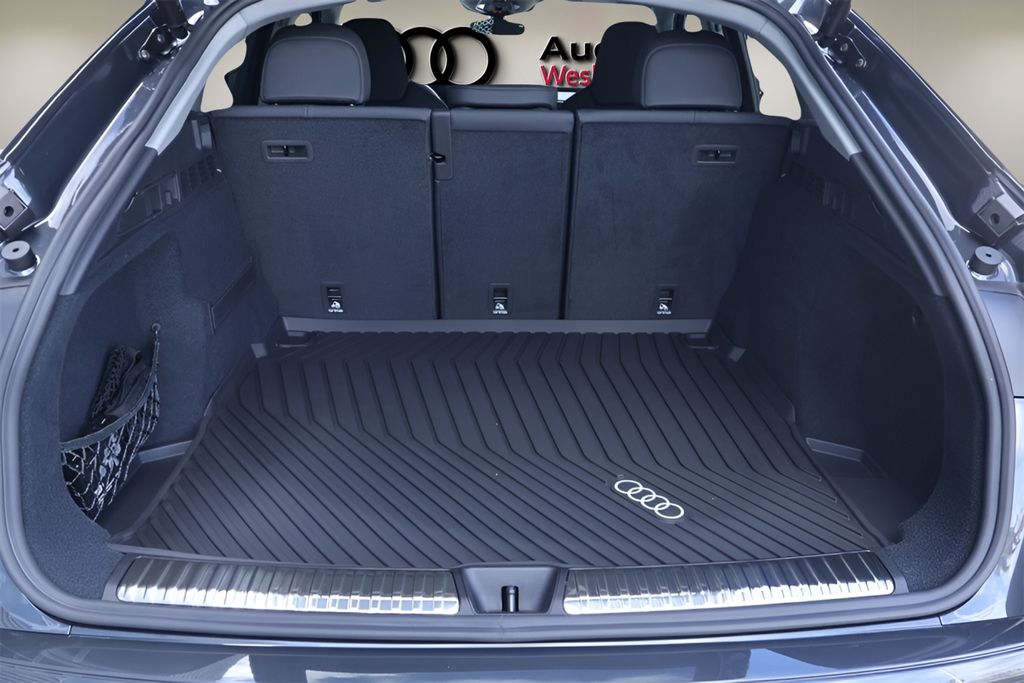 2025 Audi Q5 Sportback Premium Plus - Photo 16