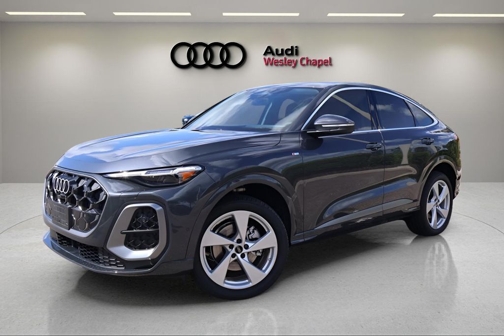 2025 Audi Q5 Sportback 45 Premium Plus's photo
