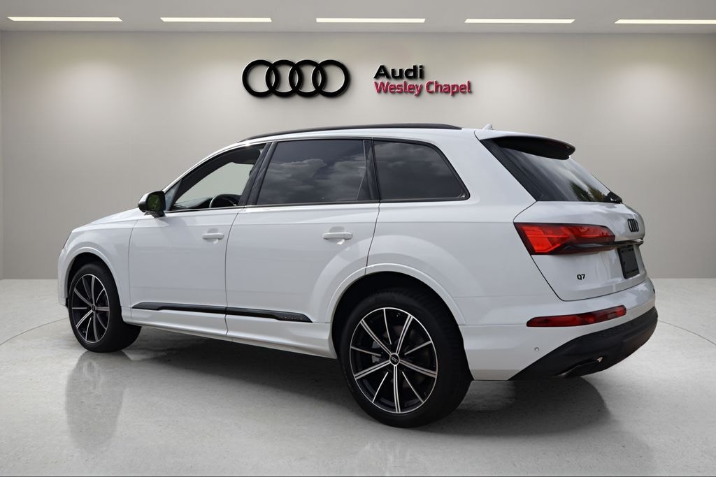 New 2026 Audi Q7 45 Premium Plus SUV