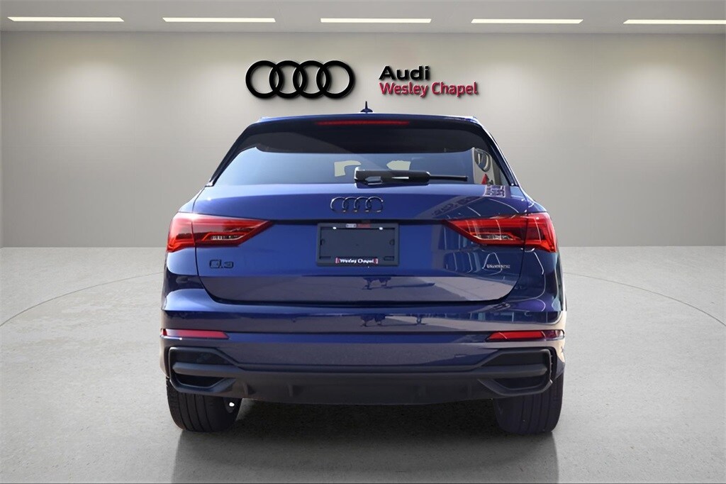 2025 Audi Q3 Premium S line photo 3