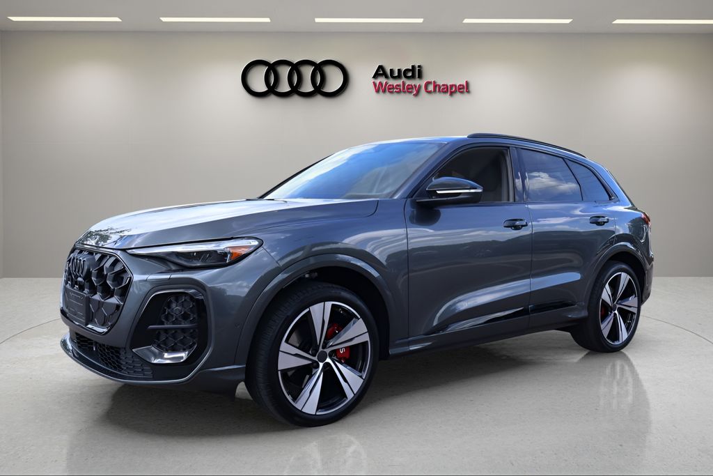 2026 Audi SQ5 Premium Plus quattro's photo