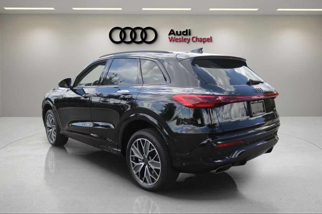 New 2026 Audi Q5 2.0T Premium Plus SUV