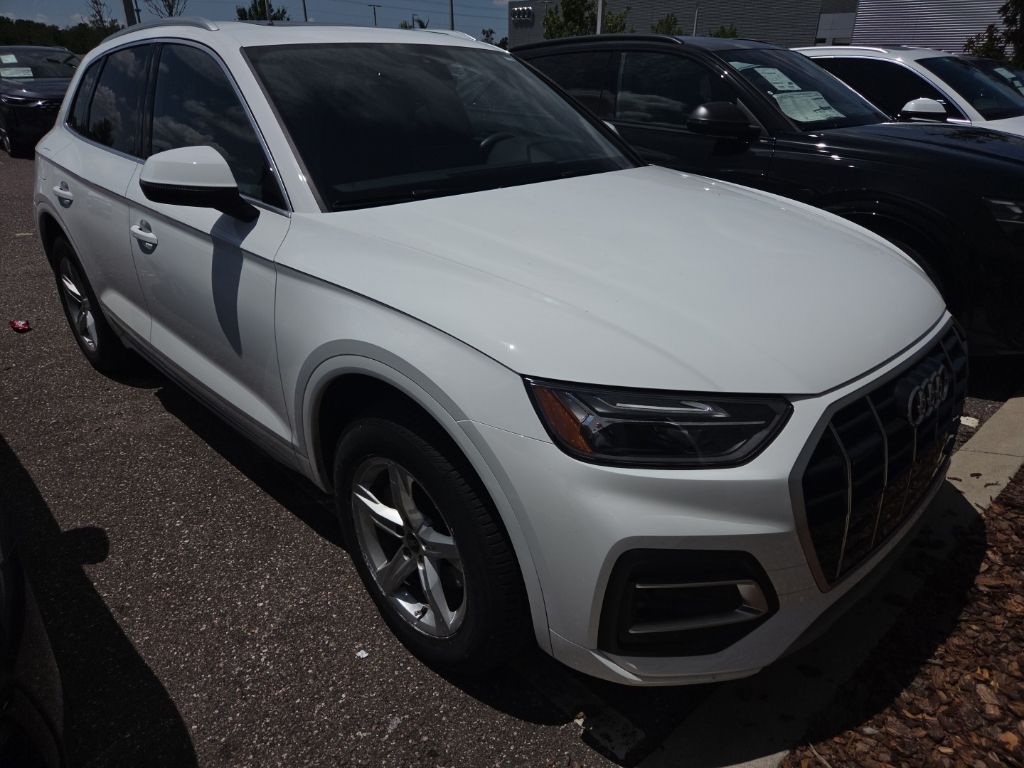 2023 Audi Q5 40 Premium's photo