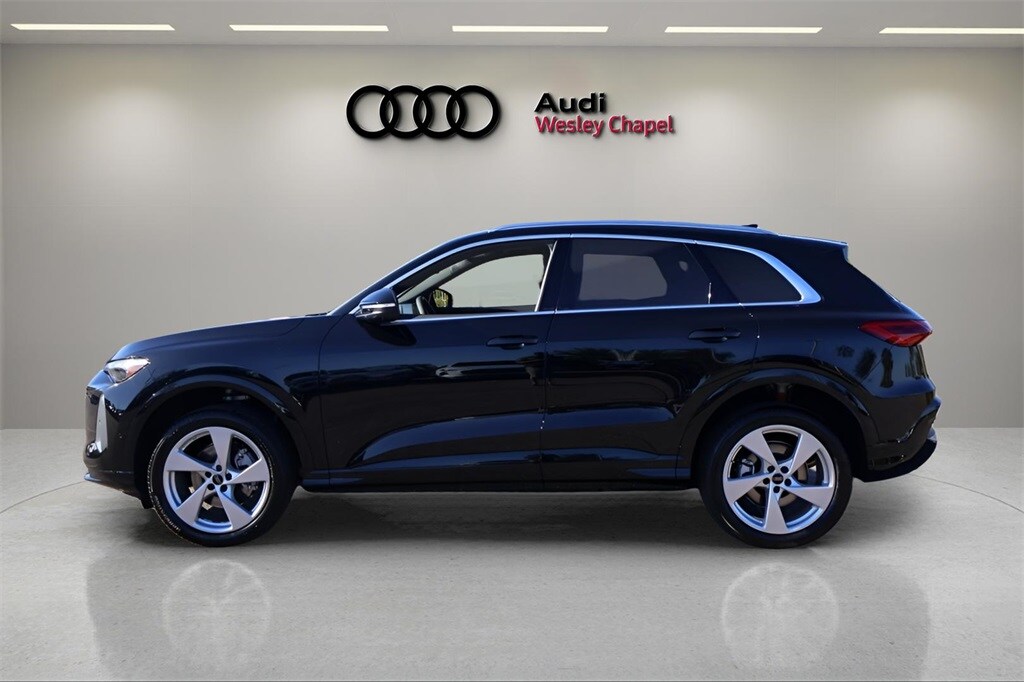 2025 Audi Q5 2.0T Premium Plus photo 2