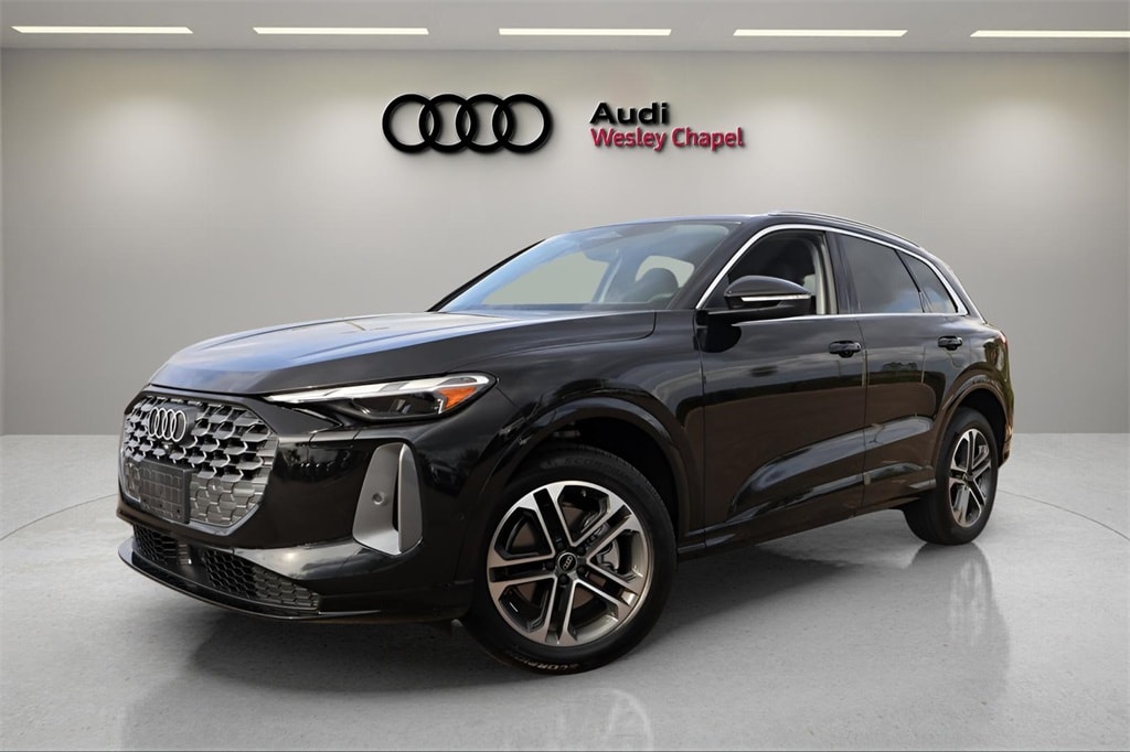 2025 Audi New Q5 Premium Plus's photo